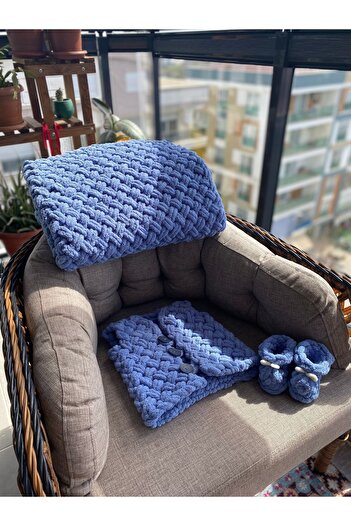 Alize Puffy baby blanket baby vest booties