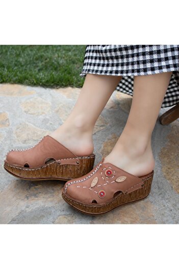 CONSUELO Orthopedic Wedge Heeled Leather Slippers 11407