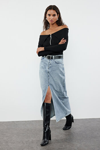 Trendyol Collection Pulover negru din tricotaje cu guler răsturnat - TWOAW25KZ00134