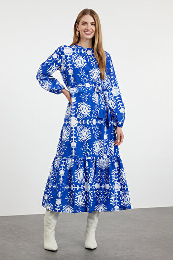 Trendyol Modest Sötétkék virágmintás öves ruha - TCTAW24EB00113