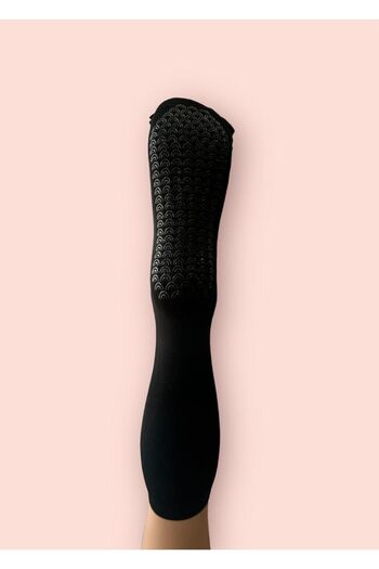 Dore Black Hajj and Umrah Tawaf Socks - Knee-Length Socks 3-Piece, Anti-Slip Bottom