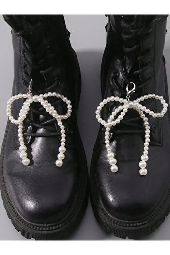 Lesia Bead Detailed Pearl Bow Boots Accessory