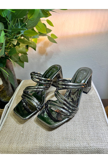 PACSHE Thick Heeled Patent Leather Slippers - Spiral Banded