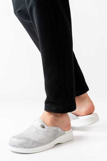 BLUMSABOTERLİK Full Orthopedic and Anatomical Classic Based BlumSaboSlippers - For Hospital, Doctor, Nurse, Cook