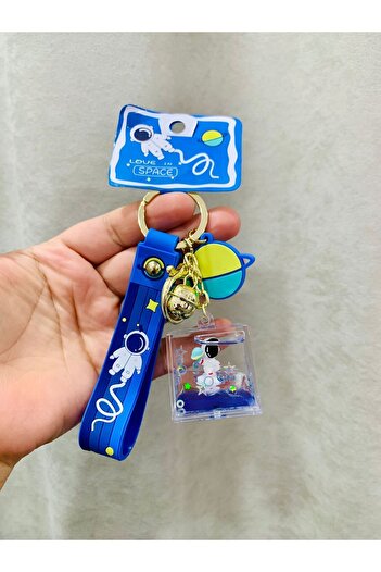 Meyra Accessories 1 adet lüx içi sulu anahtarlık pembe hello kitty mavi içi sulu astronot çanta süsü anahtarlık