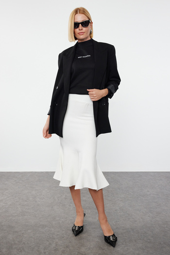 Trendyol Collection Sukně Premium Bone Midi Knitwear - Speciální příze Twoaw25Et00001