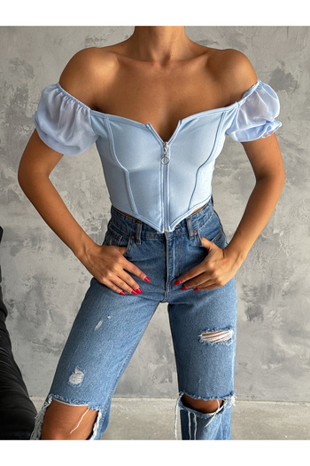 QUTTA Bluză crop pentru femei Baby Blue - mânecă din șifon și fustă scurtă cu fermoar