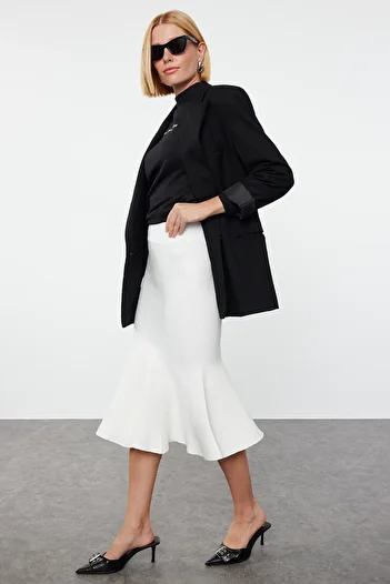 Trendyol Collection Sukně Premium Bone Midi Knitwear - Speciální příze Twoaw25Et00001