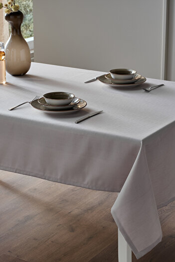 Doqu Home Grade Masa Örtüsü 140x240cm - Bej