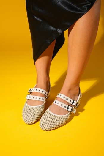LuviShoes Beige Women's Short Heeled Straw Shoes - LAPIS