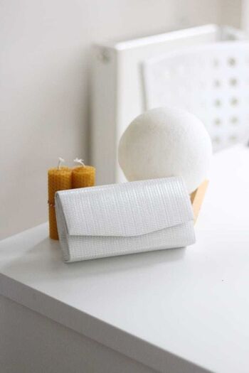 Moom Bag Γυναικεία τσάντα ώμου σε λευκό ασημί Mini Box