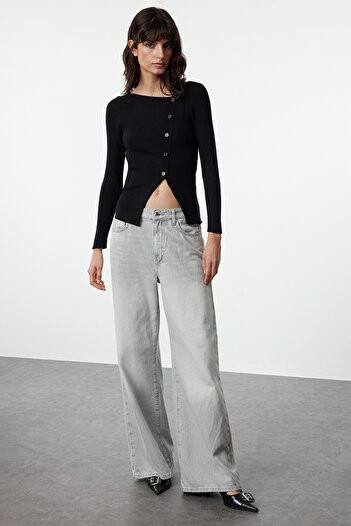 Trendyol Collection Premium Black Knitwear Sweater - Buttoned, Special Thread Twoaw25Kz00269