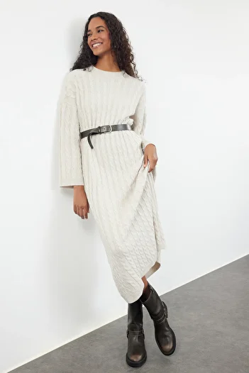 Trendyol Collection Μαλλιά πλεκτό Maxi πλεκτό φόρεμα - Φαρδιά εφαρμογή TWOAW25EL00078