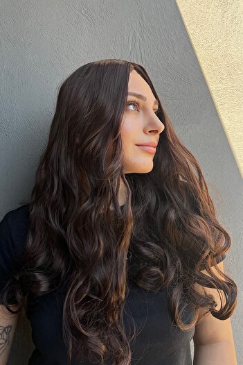 TAKIŞTIR Kahverengi Renk Dalgalı Tepelik Peruk Özel Seri