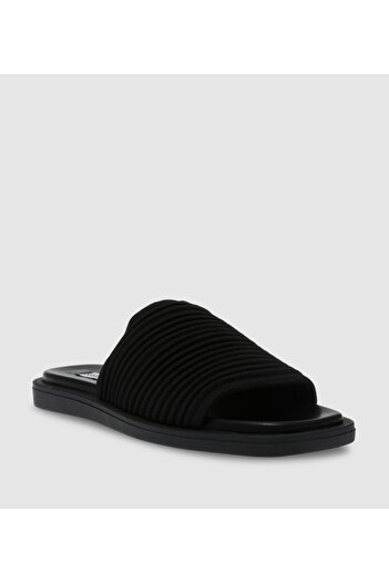 Steve Madden AWESTRUCK