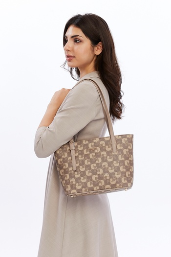 Cacharel Caharel Shoulder and Hand Bag - Stylish and Useful