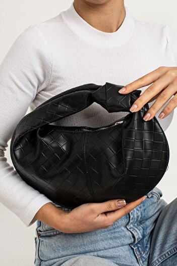 Tina Knot Detailed Braided Bag Black