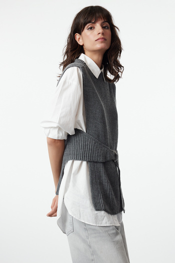 Trendyol Collection Knitwear Anthracite Belted Sweater - TWOAW22BZ0008