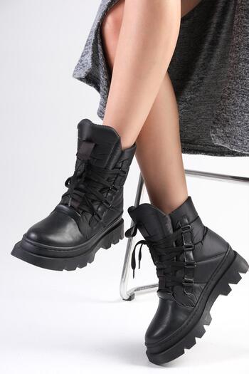 Mio Gusto Allen Black Color Αλεξίπτωτο ύφασμα Miflon Γυναικείες μπότες με χοντρή σόλα