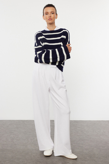 Trendyol Collection High Waist Pleated White Wide Leg Pants - Velcro Closure Twoaw24Pl00177
