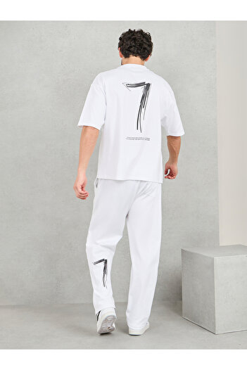 Styli Back Contrast 7 Print Oversized T-shirt and Open Hem Jogger Interlock Co-ords