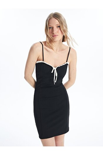 LC Waikiki Kalp Yaka Düz Askılı Kadın Bodycon Elbise