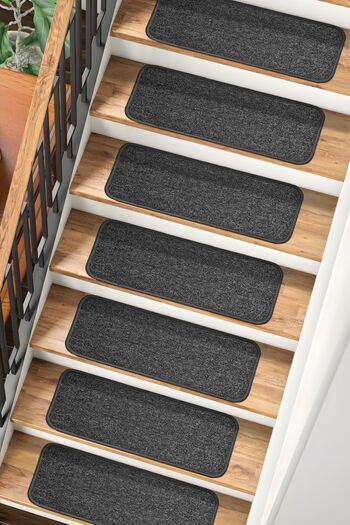 Stepmat 16 Pieces Economical Step and Stair Mat in Anthracite Square Curl Carpet