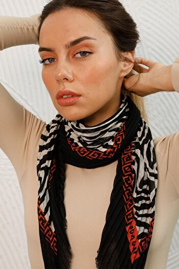 Modex Pleated Scarf