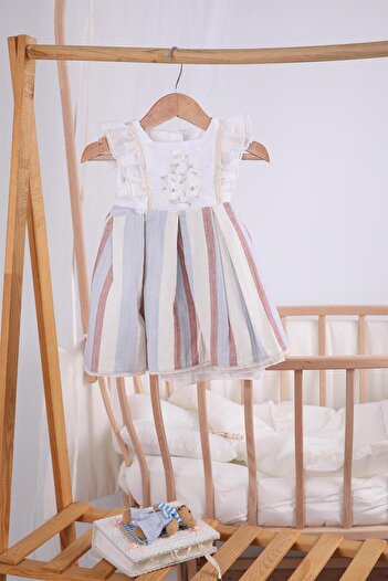 Babydola Papatya Nakışlı Pileli Bayramlık Kız Bebek Elbise 13903
