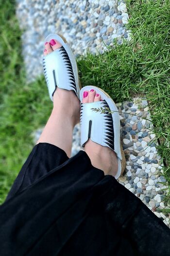 İNZE AYAKKABI White Garnished Genuine Leather Slippers