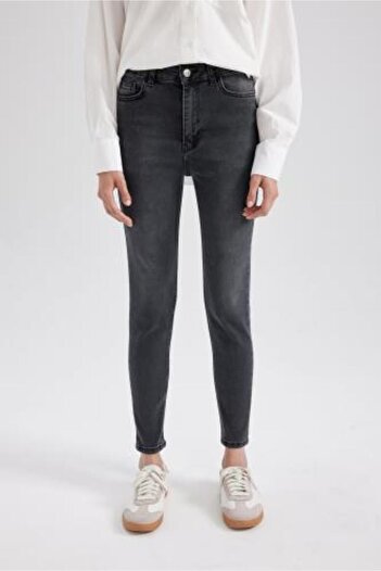 DeFacto Rebeca Skinny Fit Regular Waist Narrow Leg Ankle Length Jean Trousers B4243ax23au