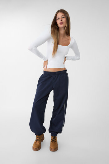 Stradivarius Seamless Long-Sleeved T-Shirt