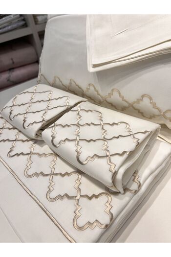 incisecrethome Duvet Cover Set Double, Embroidered Cotton Satin Duvet Cover Set Consist of 6 Pieces
