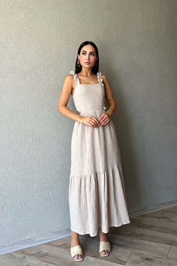 Seda Yalçın Atelier Φόρεμα με βολάν με μπεζ σχέδιο