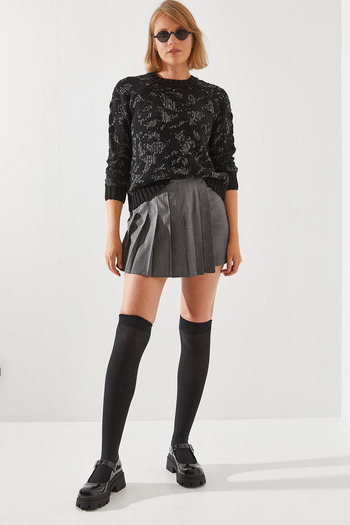 Bianco Lucci Knitwear Women's Sweater - 20246178 Model