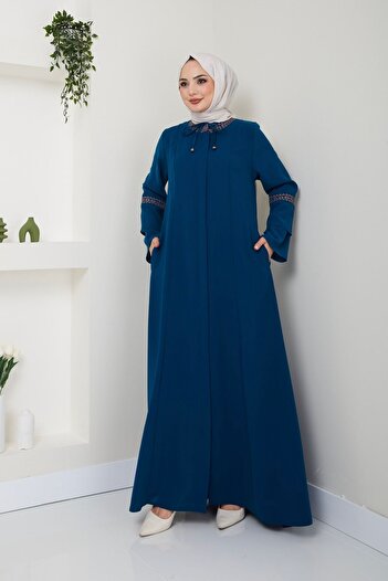 Neva Style Large Size Embroidered Ferace