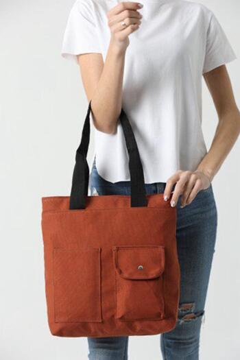 LETOON Shoulder Bag with Front Pocket Detail