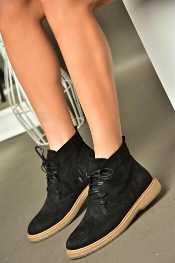 Fox Shoes R374923202 Siyah Süet Alçak Taban Klasik Kadın Bot