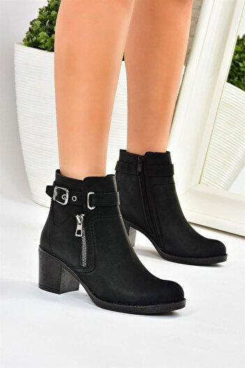 Fox Shoes Μαύρα γυναικεία μποτάκια με χοντρό τακούνι L674161509