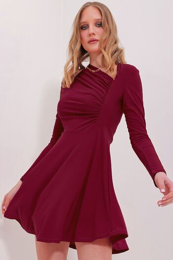 Trend Alaçatı Stili Rochie de damă violet cu guler asimetric drapat nisip evazat ALC-X11496