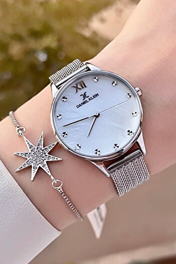 Daniel Klein Women's Wrist Watch and Bracelet with Adjustable Cord in Gray Color Dkgnct1323