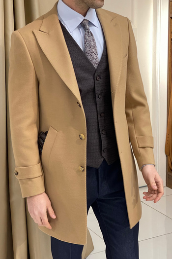 NAZEF Special Production - Slim Fit, Wide Pointed Collar, Point Stitching, Long Wool Camel Coat