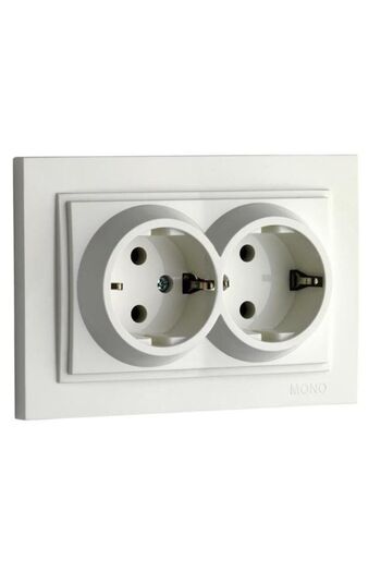 MONO ELECTRIC ديسبينا 102-010004-120 مقبس أبيض مزدوج مؤرض - الإطار متضمن