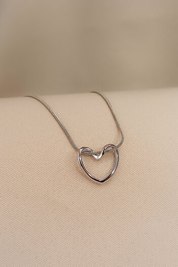 COSİTA minimal DesiGn Heart Twist Steel Necklace - Silver Trend