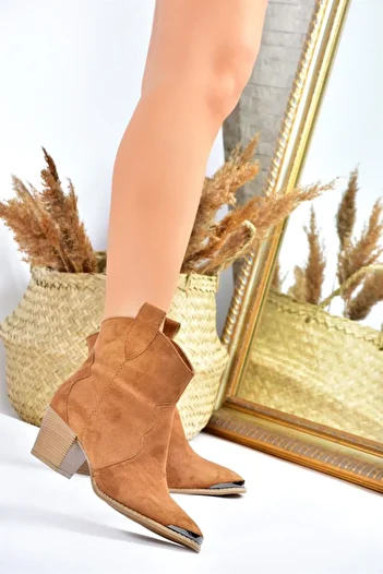 Fox Shoes Γυναικείες μπότες καστόρι Tan L404403002