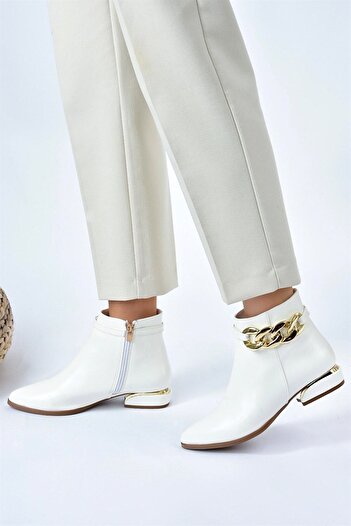 Fox Shoes Γυναικείες μπότες με λευκή αλυσίδα L820202809