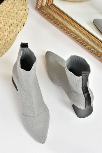 Fox Shoes Γκρι πλεκτά γυναικείες μπότες με χοντρό τακούνι L422763057