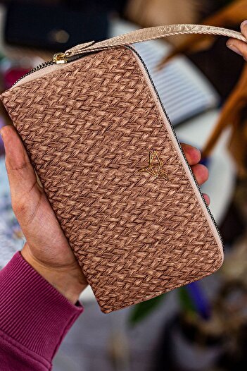 Garbalia Tilburg Wrist Handle Straw Weave Pattern Beige Portfolio Wallet with Lots of Card Holders