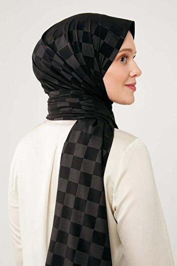 Levidor Elegance Black Checkerboard Patterned Jacquard Shawl