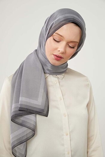 Levidor Color Changing Evening Dress - Amber Shawl
